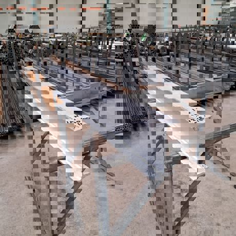 IPE180  lengte 1200  verzinkt R411