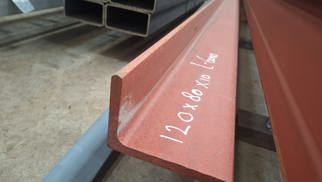 1st Hoeklijn gestraald gemenied 120x80x10, lengte 6mtr, R517