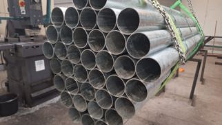 38 st Buis 88.9 x 2.50  gegalvaniseerd Lengte 1900,  R460